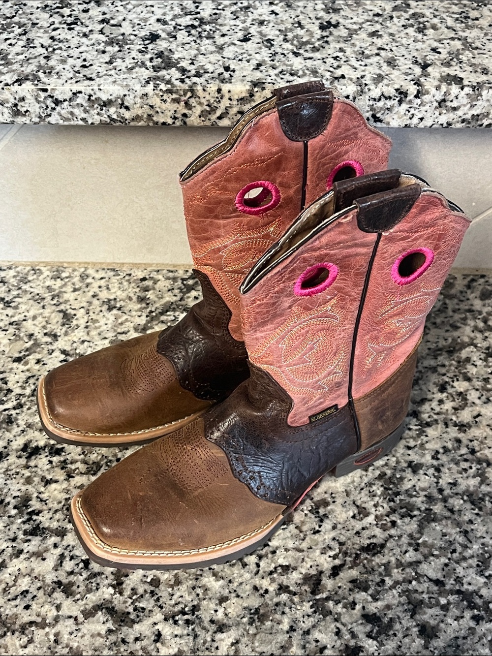 El General Bufalito girls boots